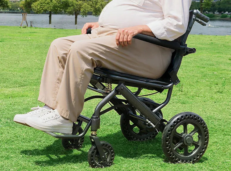 Small foldable and lightweight wheelchair for the elderly, national subsidy for travel, portable trolley for airplanes